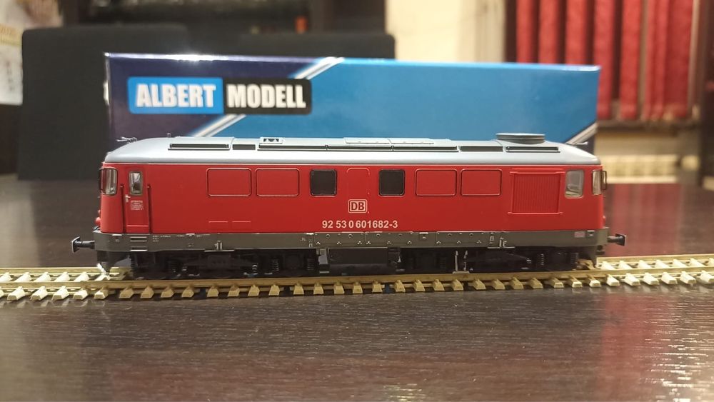 Locomotiva 060DA Albert Modell 060002  diesel LDE