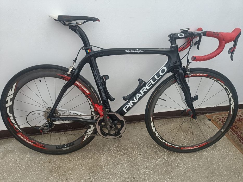Bicicleta Pinarello Dogma 65.1 SRAM Red roti Miche 358 cursiera carbon