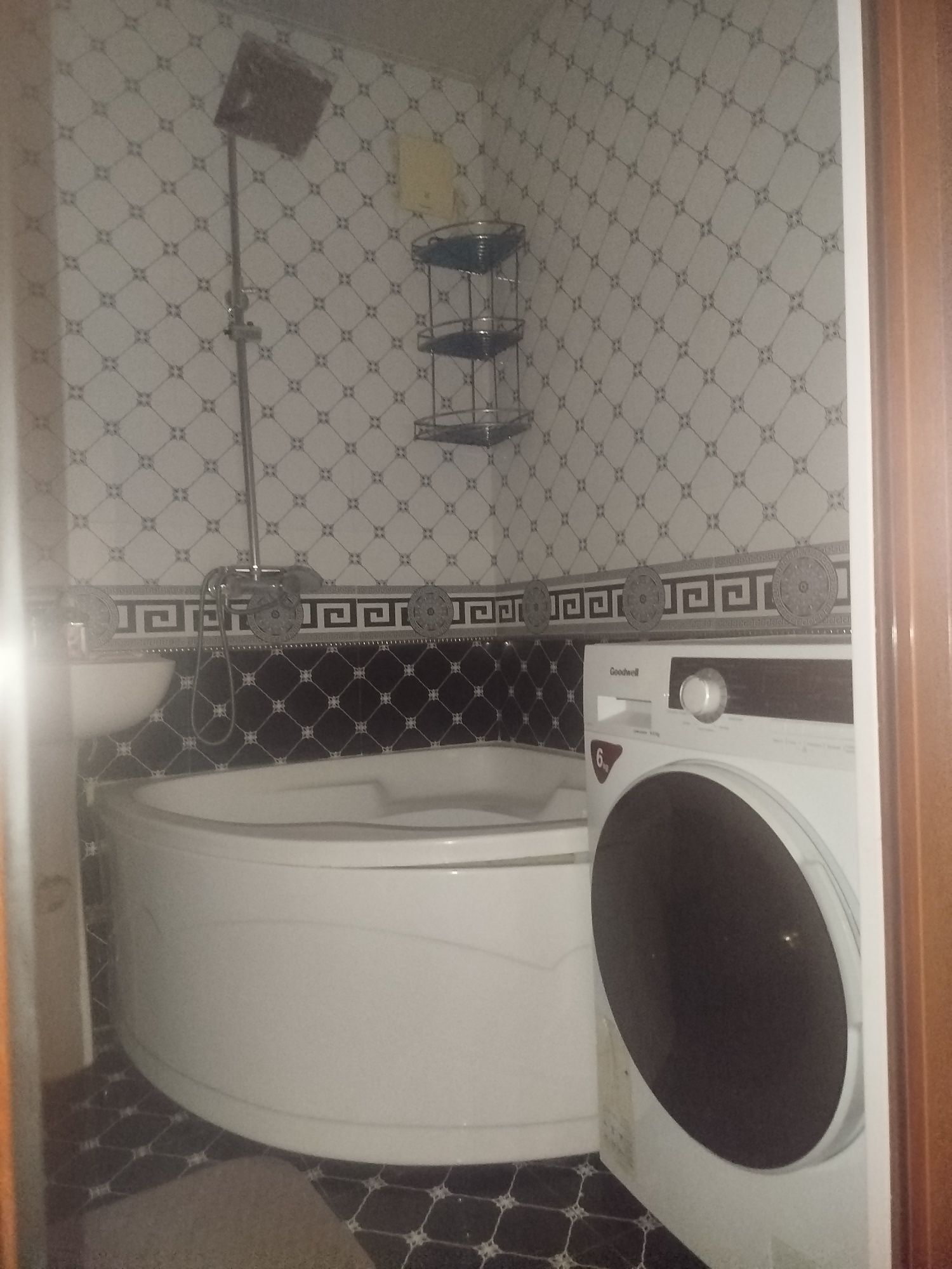 Ijaraga kvartira beriladi sartepo 2 xona 5 etaj