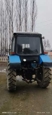 Traktor mtz 82.1