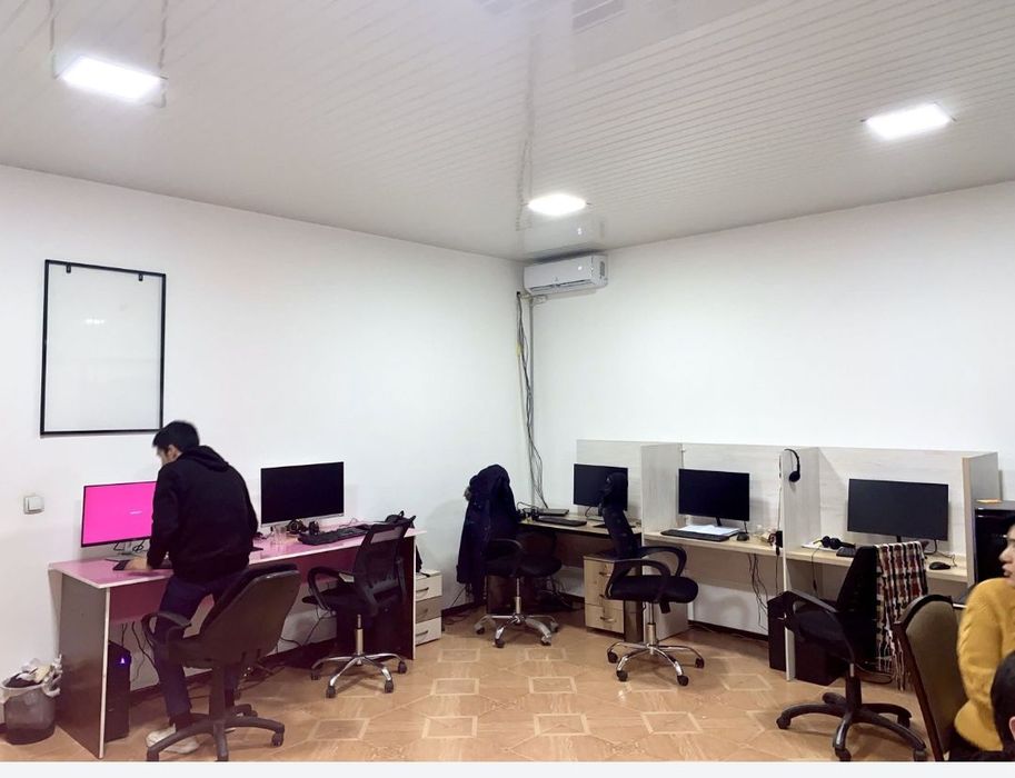 Ганга метро. А.Навои улица .сдаётся офис 125м2. 4х комнатный .Цоколь!