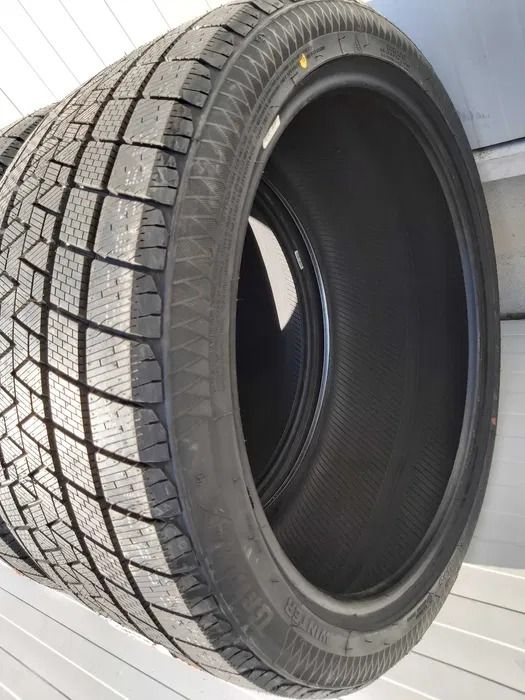 295/35 R21, 107V XL, GRIPMAX Stature M/S, Anvelope de iarna M+S