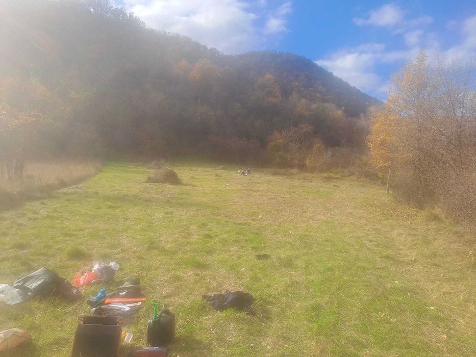 Vând teren langa apa  3 euro mp MEHADIA la 8 km de BĂILE HERCULANE