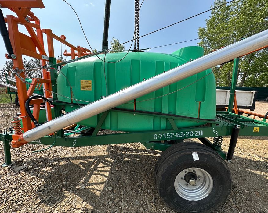 В Продаже опрыскиватель Avagro (авагро) 2500 л, 4000 л
