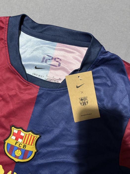 Barcelona x Travis Scott S