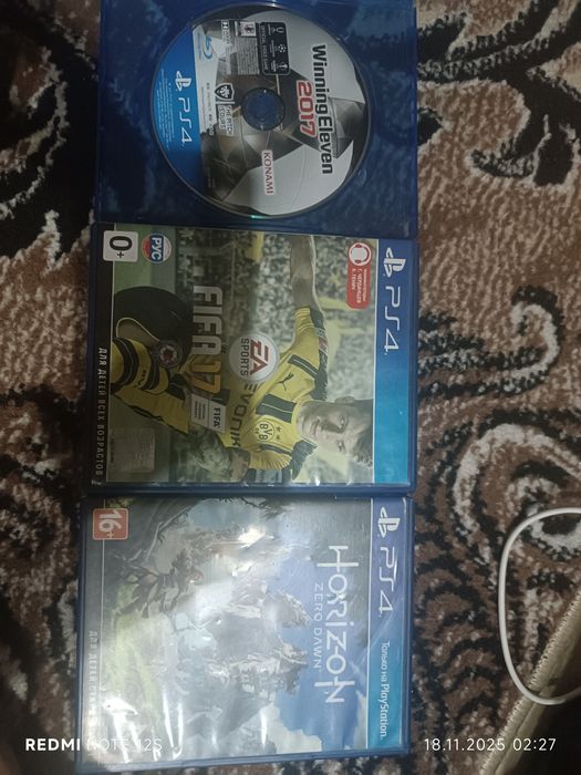 Продам диск пс4 фифа 17 пес17