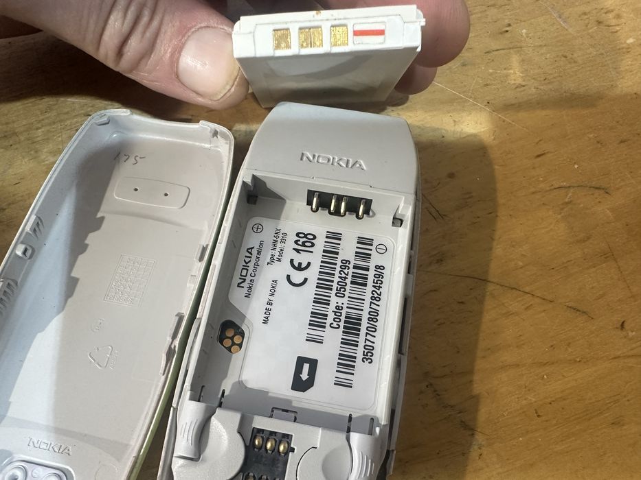 Nokia 3310 unicat