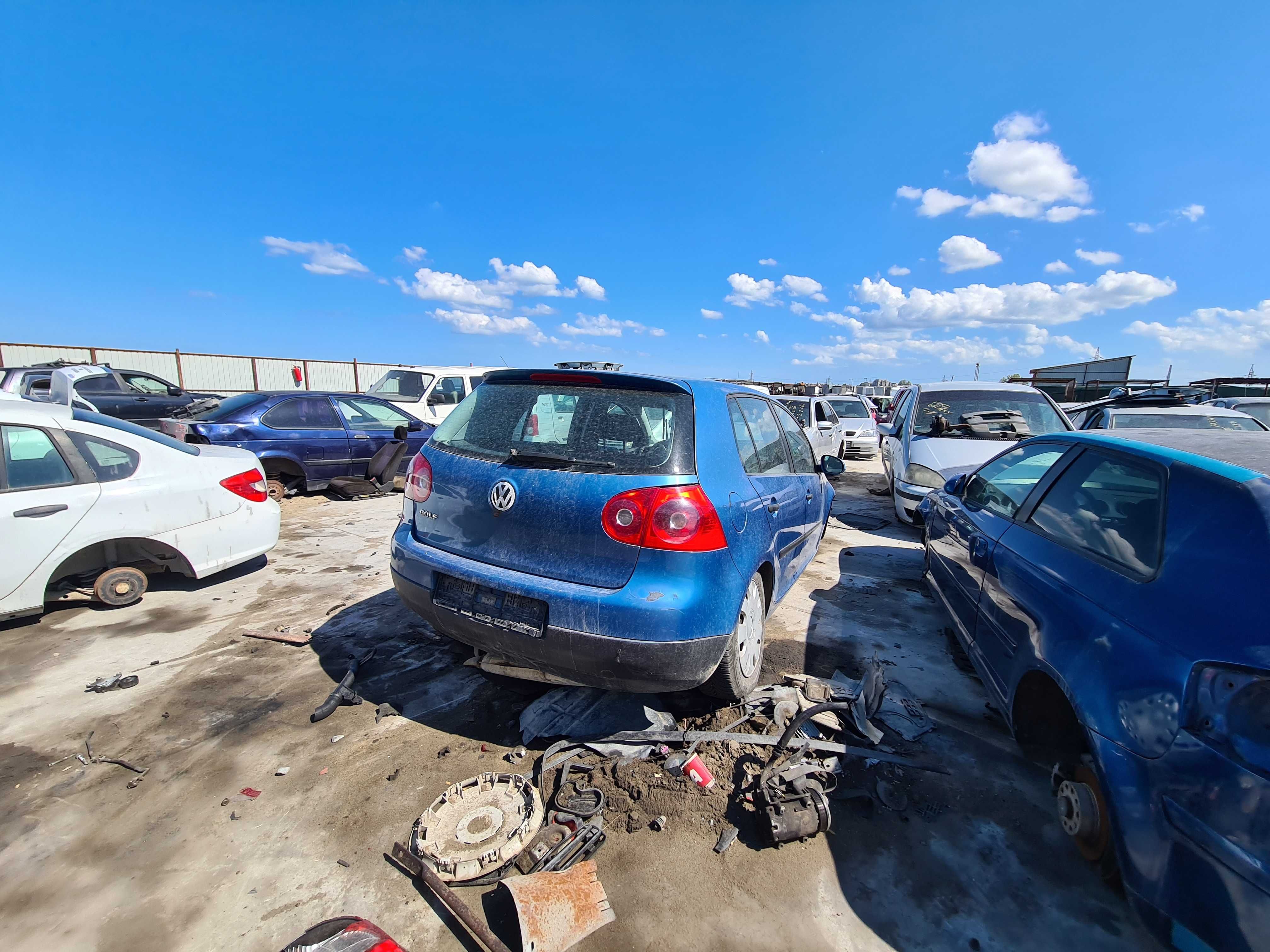 Dezmambrez golf 5