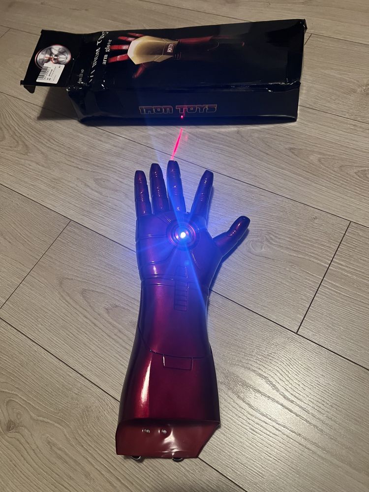 Iron man mana dreapta , led, arcas , NOUA sigilata