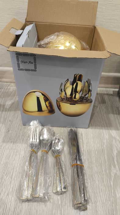 Набор столовых приборов 24 предмета на 6 персон "Яйцо"