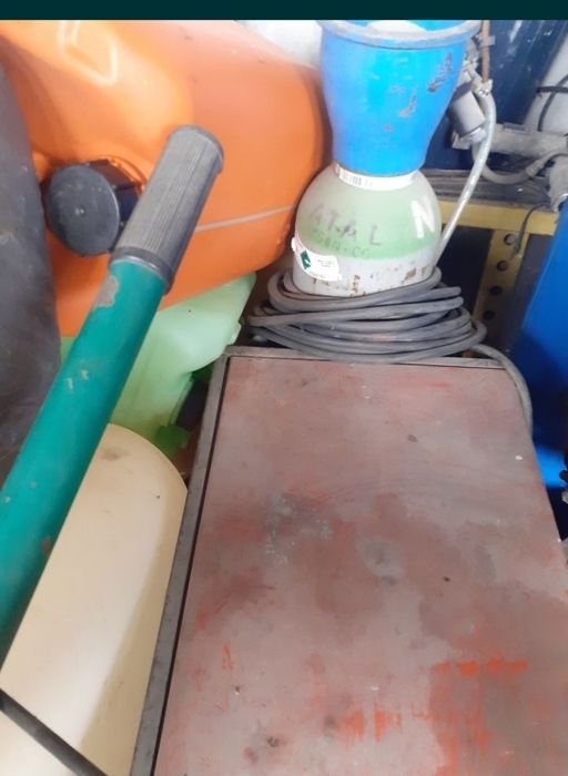 Argon si aparat de tras tabla