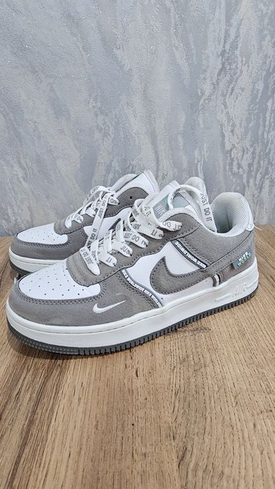 кроссовки 35 Размер, одеты 1 раз