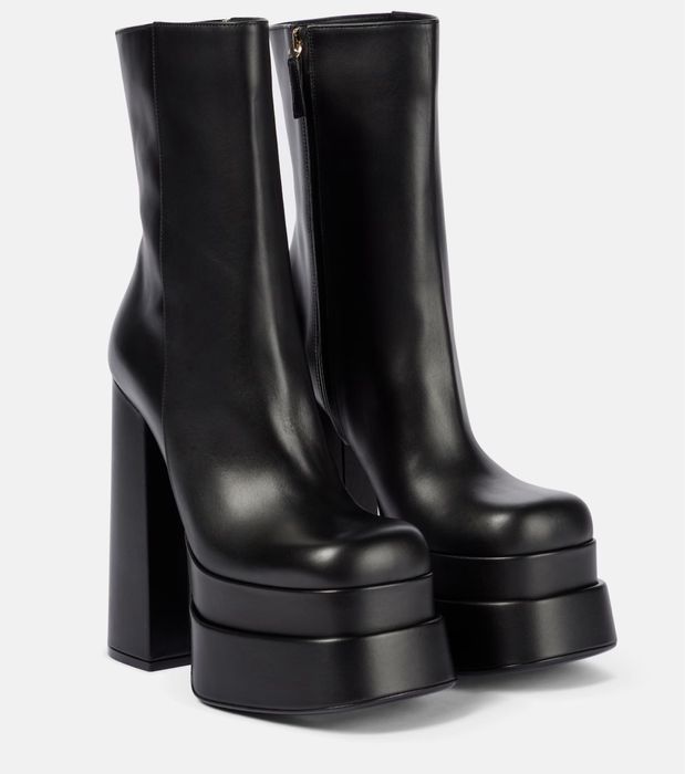 Дамски боти VERSACE