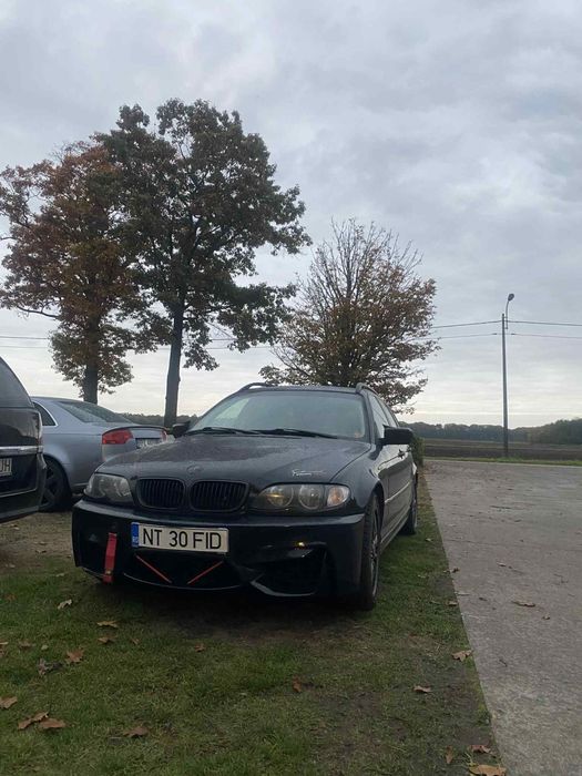 Bmw e46 2004.  180cp