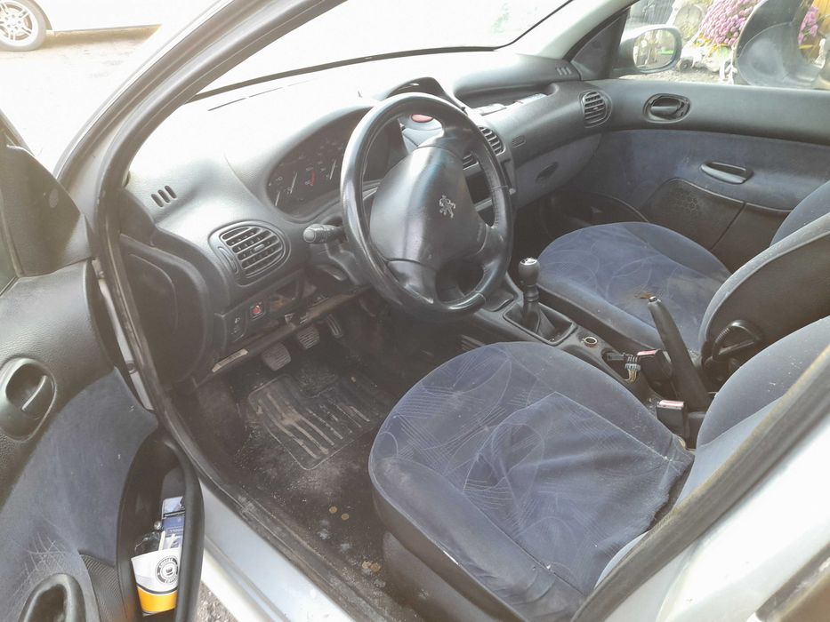 На части! Peugeot 206 2.0 HDI
