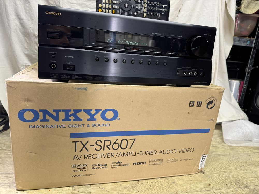 Onkyo TX-SR607 resiver качествен