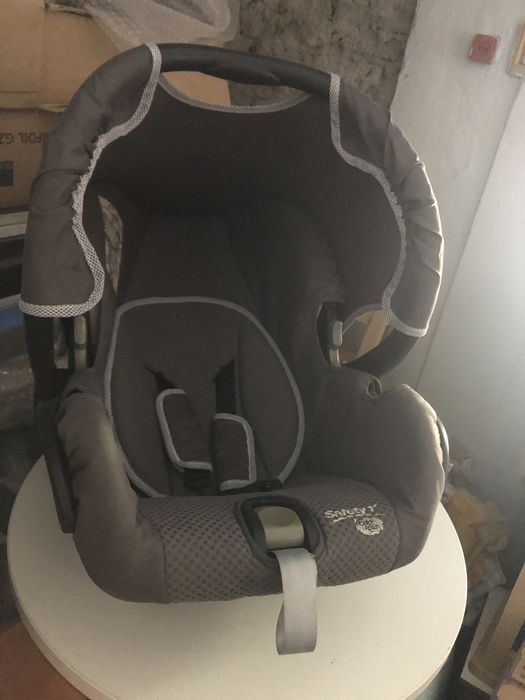 Cos auto pentru bebe