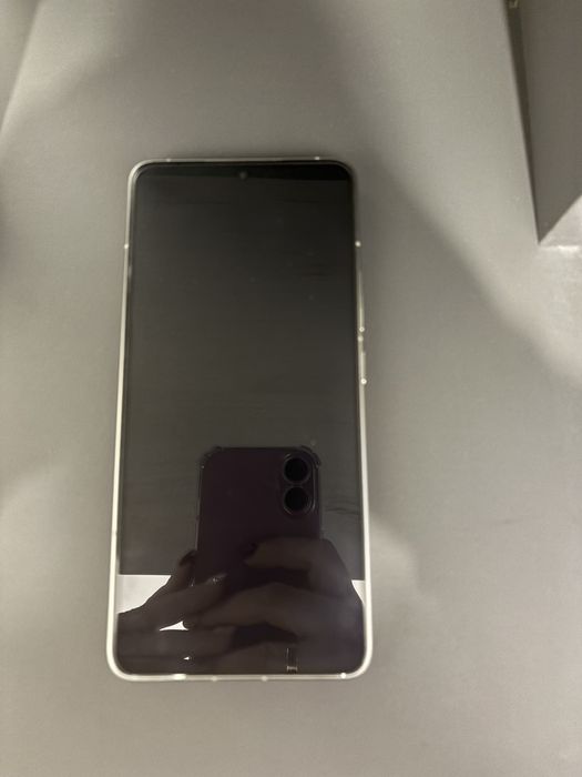 Продавам Xiaomi 14t pro