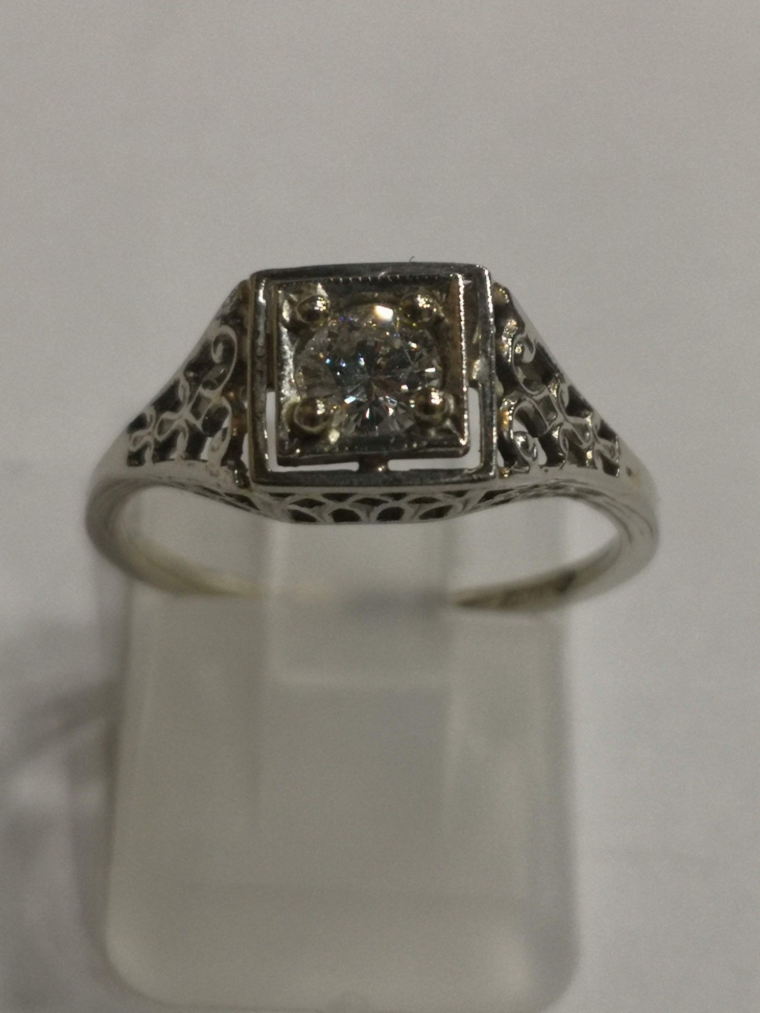 Vind inel deosebit din aur 14kt cu diamant 0,30ct