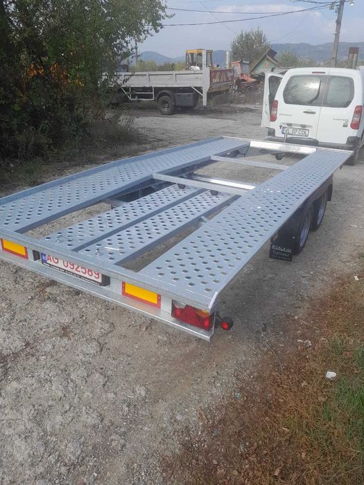 Închiriez platforma auto