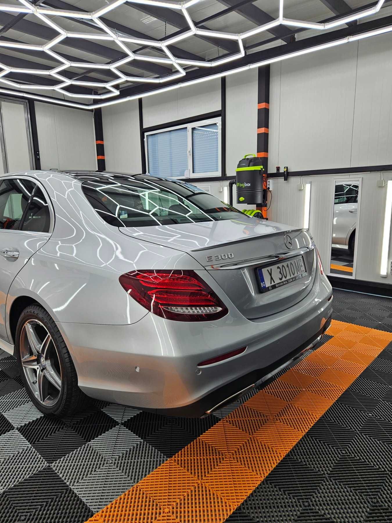 Mercedes-Benz E 300 4 MATIC AMG Line