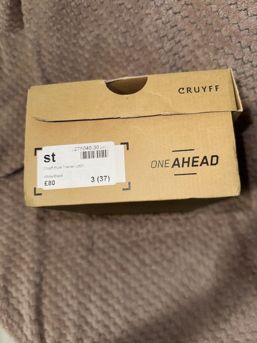 Дамски маратонки Cruyff