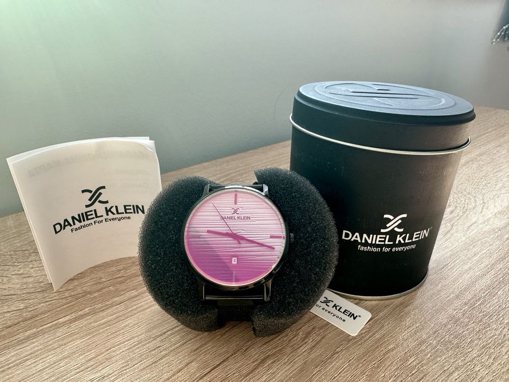 Мъжки часовник Daniel Klein