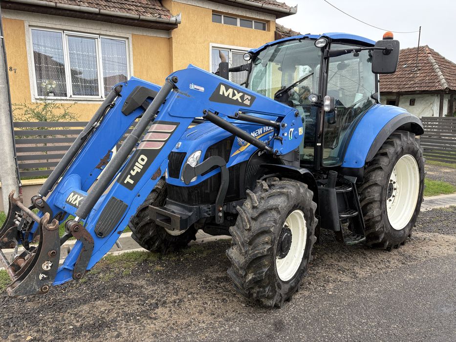 Tractor New Holland T 5.105  vopsea originala stare exceptionala