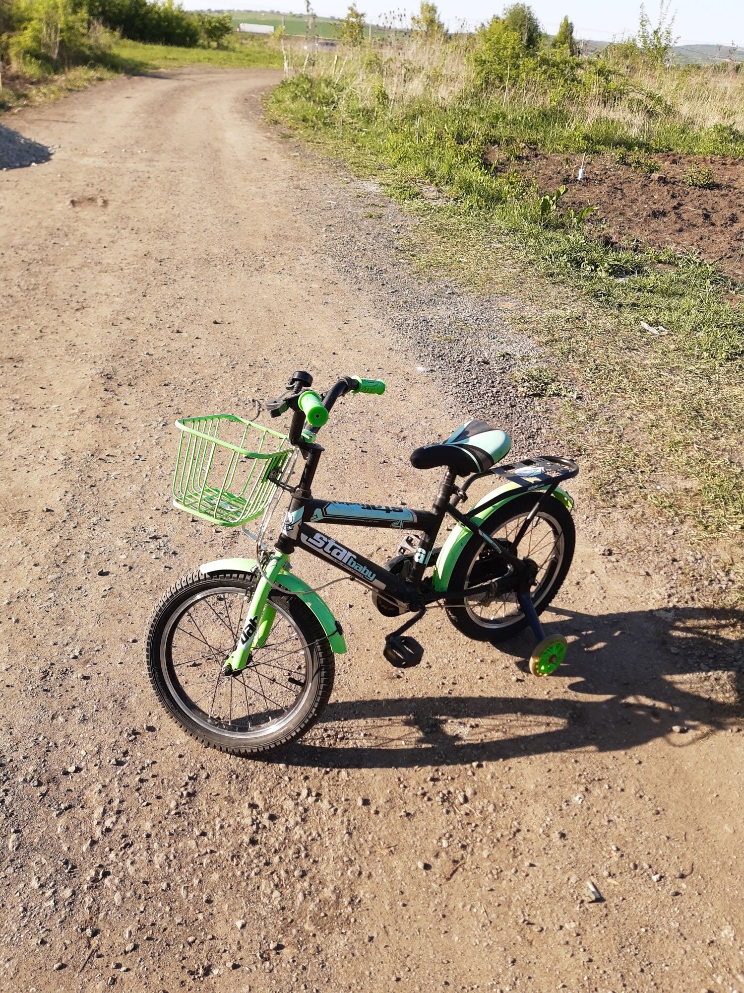 Bicicleta copii de la 3 la6 ani