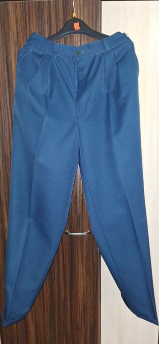 Costum pentru barbati