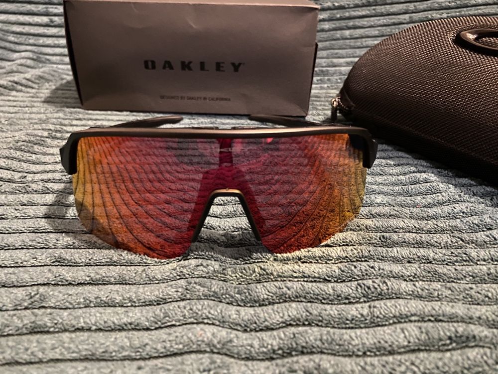 Ochelari de soare Oakley Sutro, noi, unisex