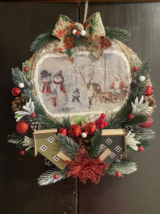 Коледни венци и пана