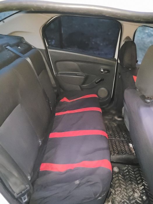 Vând Dacia Logan anu fabricație 2014