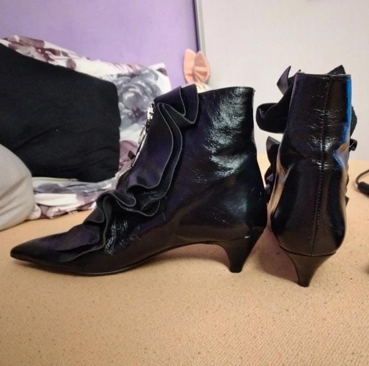 Botine ZARA noi cu etichetă