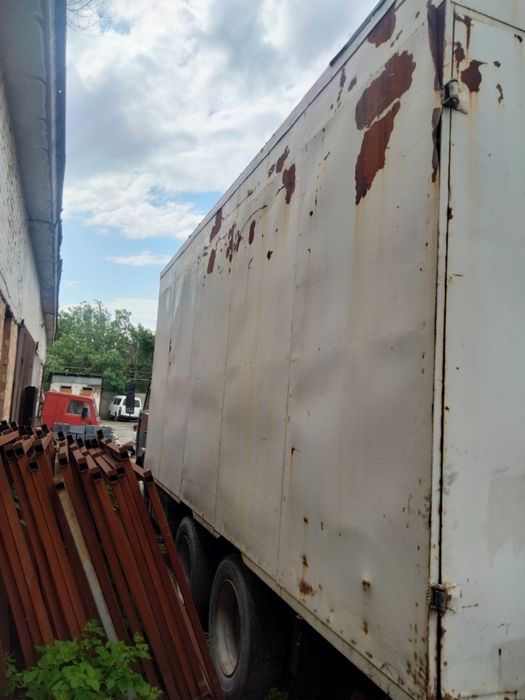 Продам будку широкую утепленную под склад  и т.д