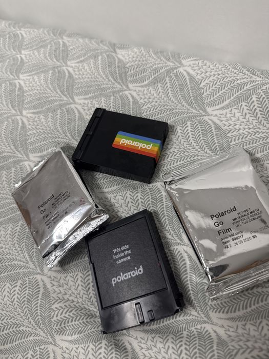 Polaroid Go film color снимки за камера полароид