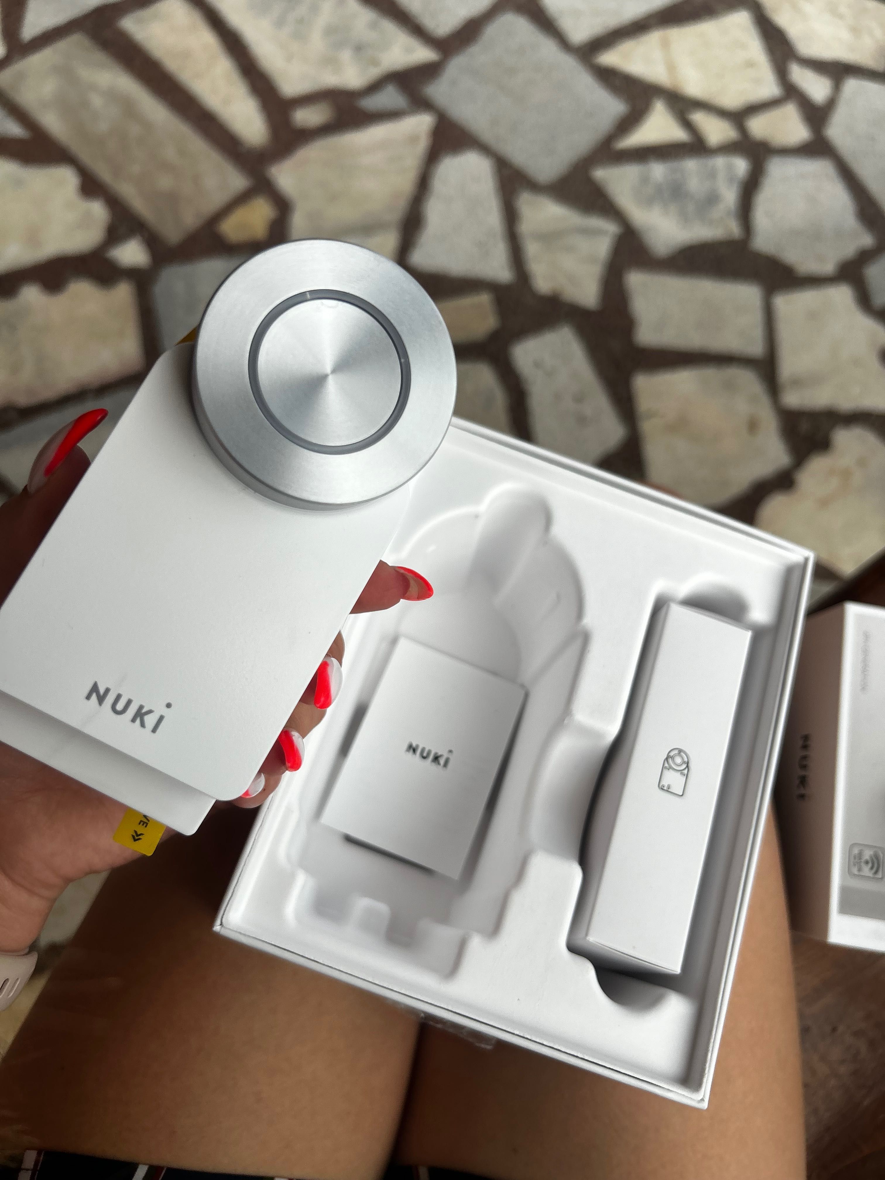 Смарт ключалка Nuki Smart Lock 4th generation Pro, Бяла