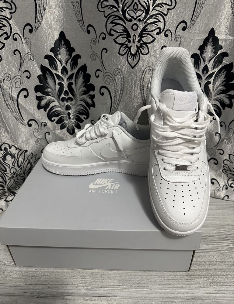 Air Force 1 Triple White