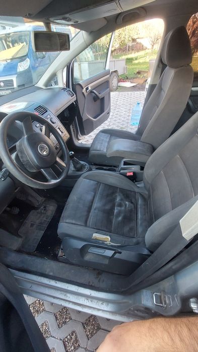 Vw touran 2.0 метан цял или на части