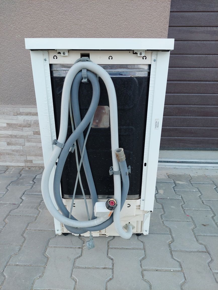 Съдомиялна Electrolux