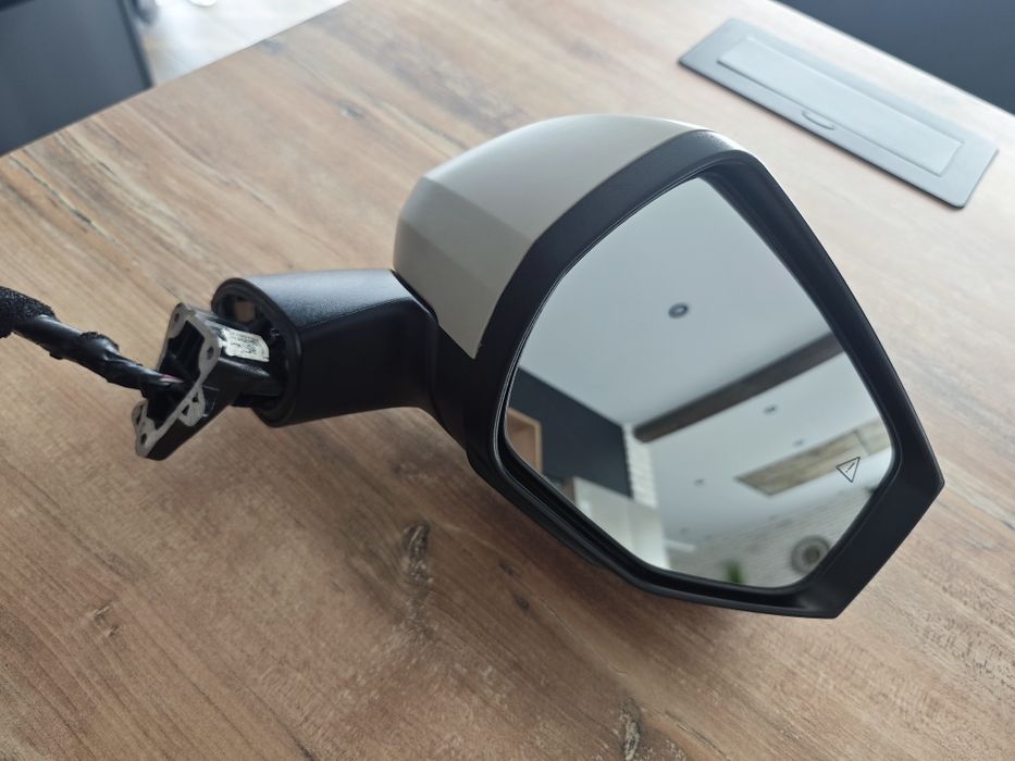 Огледало за Кия Спортидж 2022 г пасажерско