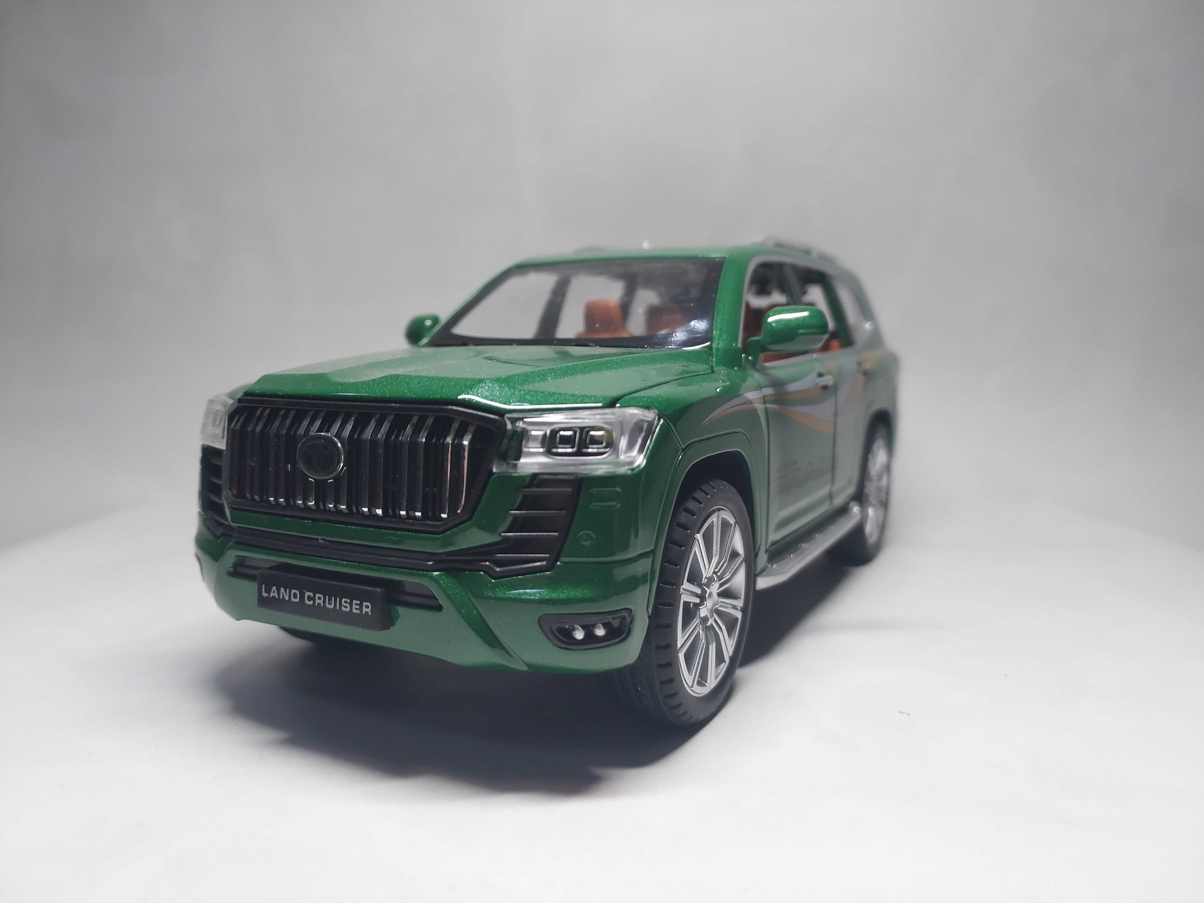 Macheta Toyota Land Cruiser 1.24 Verde