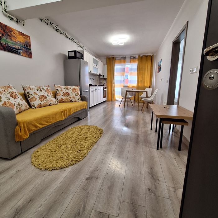 Persoana fizica inchiriez ap. 2 cam.  zona Petrom Calea Baciului