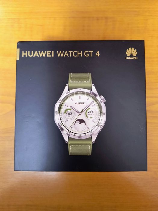 Часовник Huawei GT4