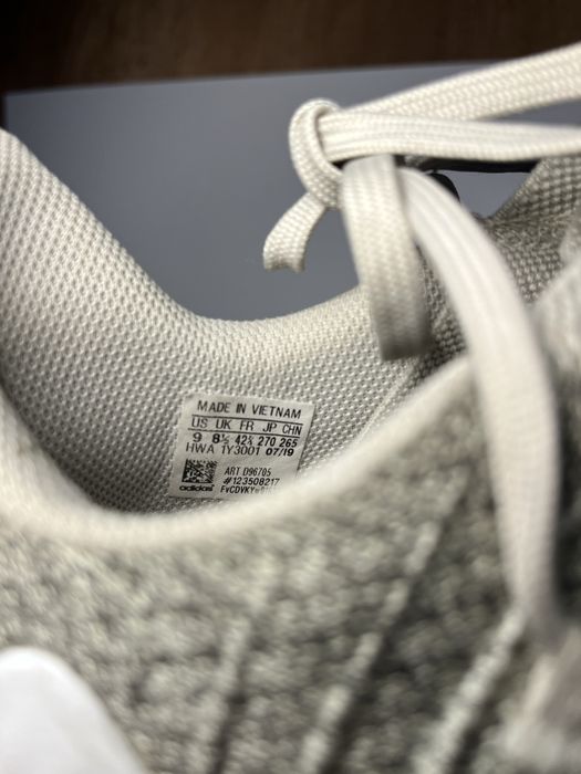 Маратонки Adidas размер 43
