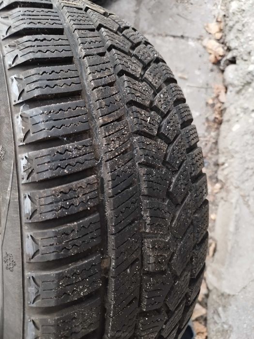 Зимни гуми на един сезон