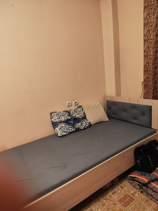 кровать односпальная