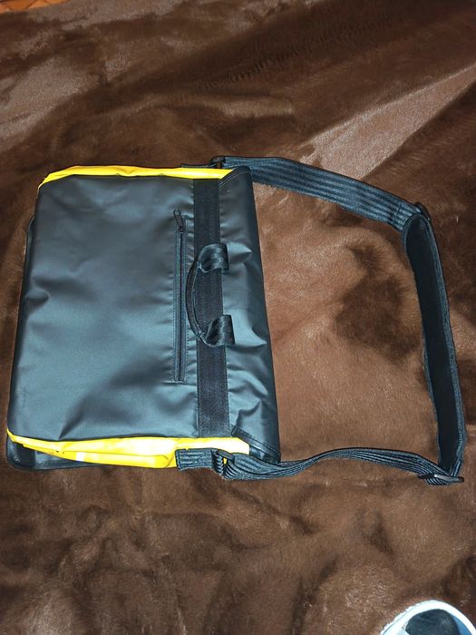 Geanta laptop 18 inchi