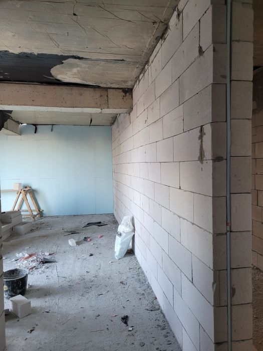 Execut lucrări de zidarie tencuiala curațenie sub soluri instalație