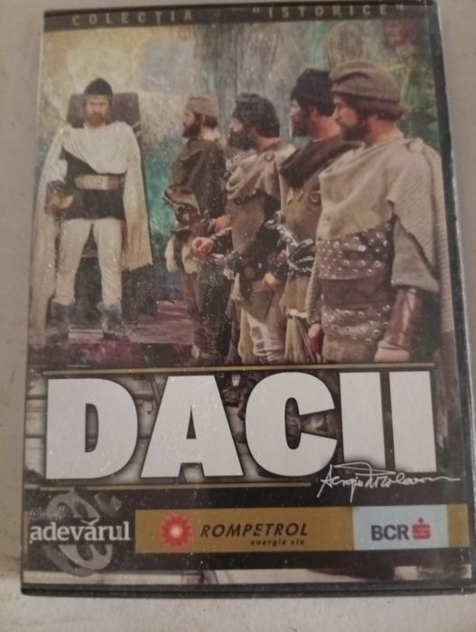 Se vinde urgent placi de vinilin și dvd de colectie